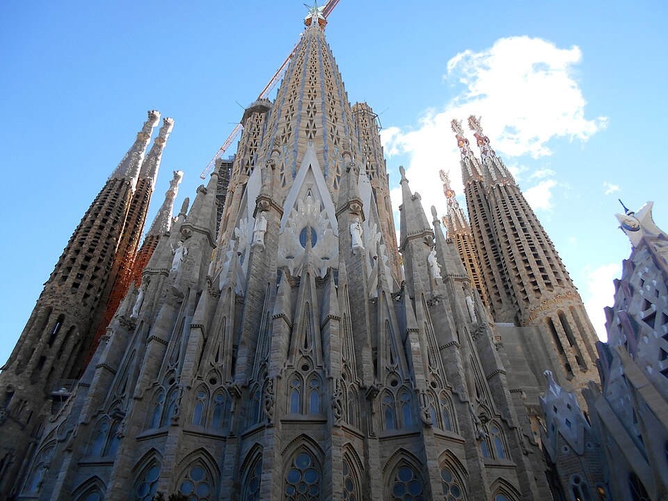 Tempio espiatorio della Sagrada Família, basilica cattolica modernista di Antoni Gaudí